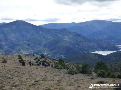 Cebreros - La Merina, Atalaya de ensueño - camina con gente en grupo;rutas de montaña por madrid s